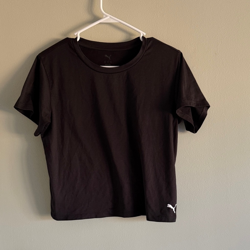 Puma top